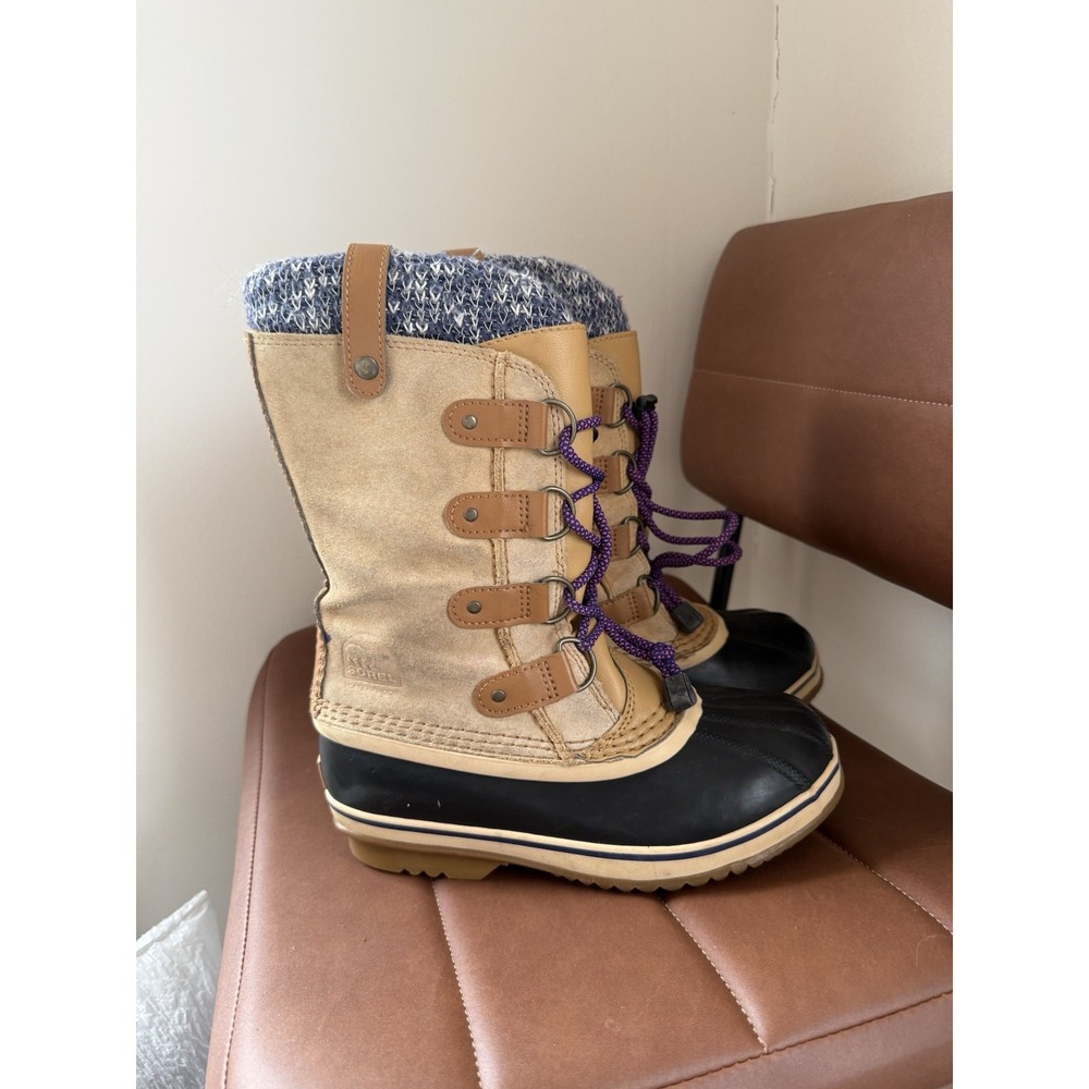 Sorel Joan Size 4 Waterproof Winter Boots‎ Purple And Blue Like New